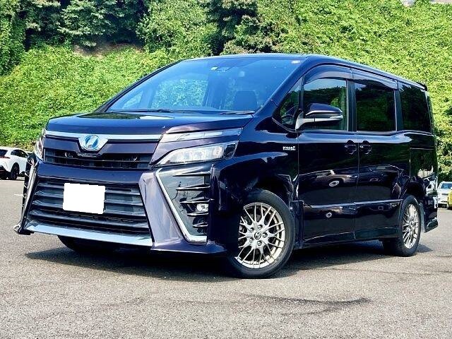 TOYOTA VOXY 2017-DAA-ZWR80W
