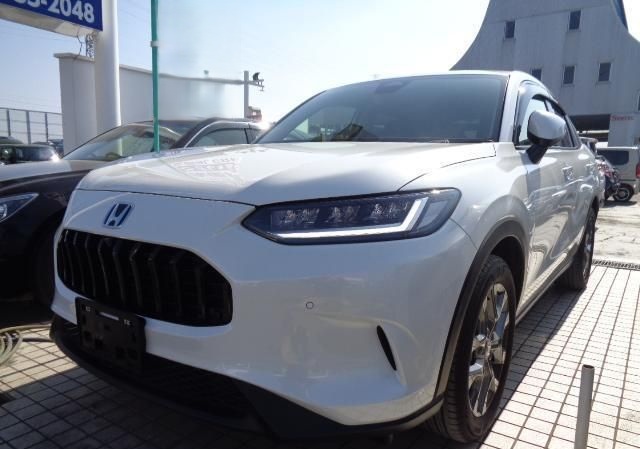 2025 HONDA ZR-V white