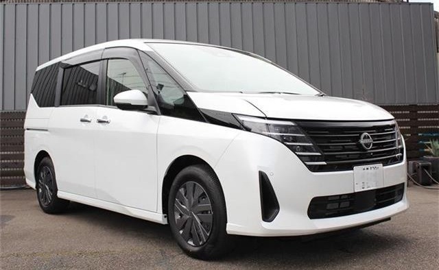 2025 NISSAN SERENA C28