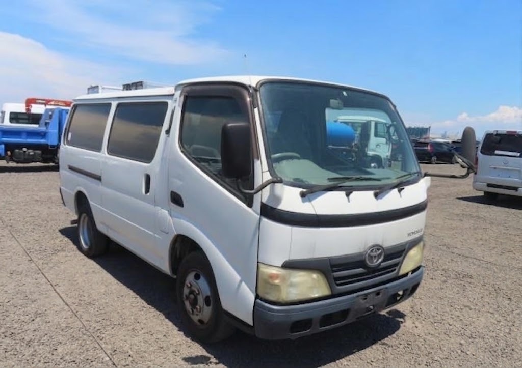 2009 Toyota Dyna Route Van XZU508V