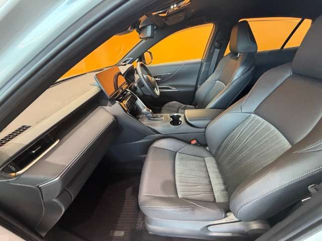 2023 Toyota Harrier Hybrid thumbnail 11