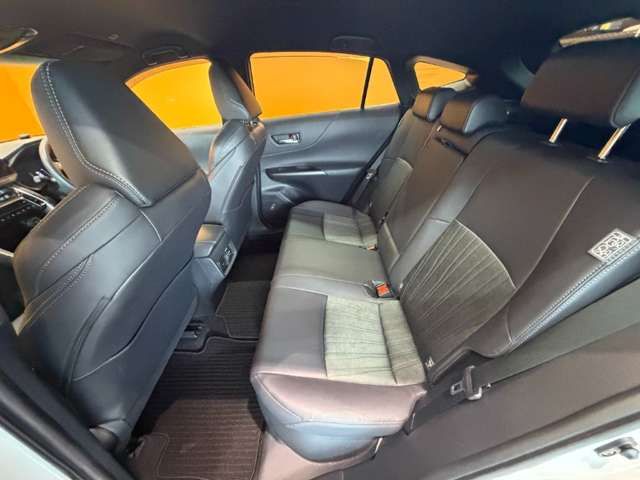 2023 Toyota Harrier Hybrid thumbnail 12