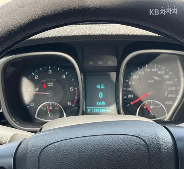 2016 CHEVROLET MALIBU thumbnail 9