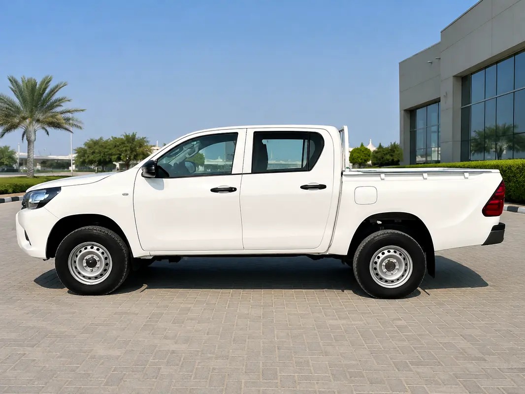 Toyota Hilux Double Cab DLX 2.4L 2016 thumbnail 7